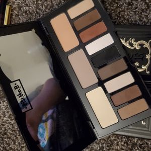 KVD shade and light eyeshadow